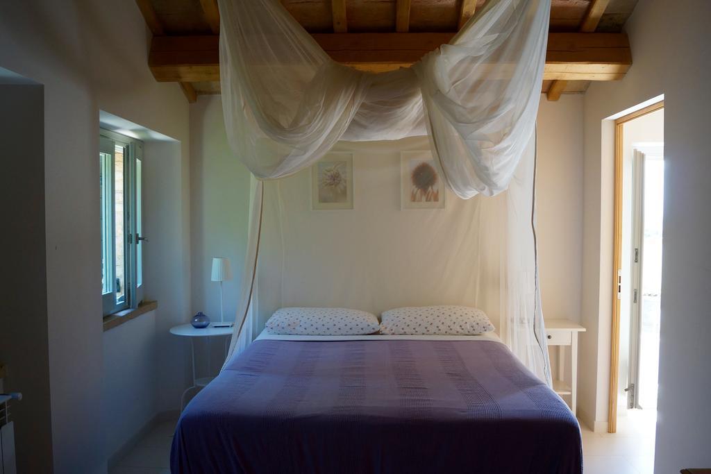 La Giravolta Country House Barchi Kamer foto